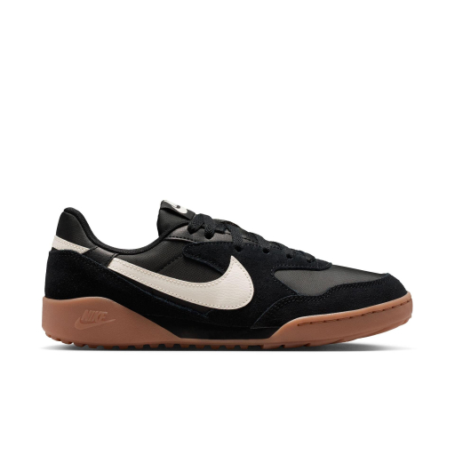 Дамски спортни обувки NIKE Terra Manta Suede