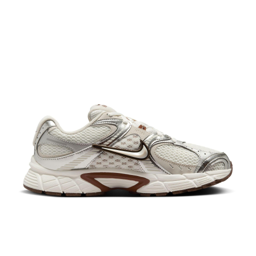 Дамски спортни обувки NIKE V5 RNR