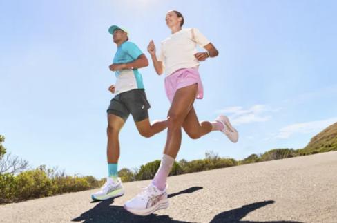 Новостите в обувката GEL-KAYANO® - модел 33